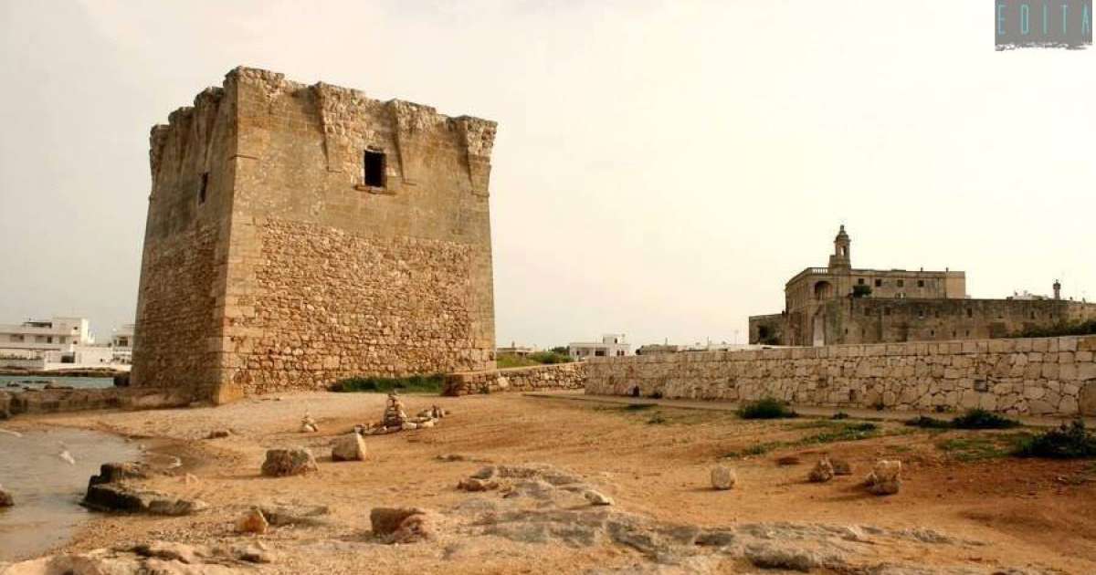Alte, isolate e affacciate sul mare: sono le 6 antiche torri di avvistamento di Bari